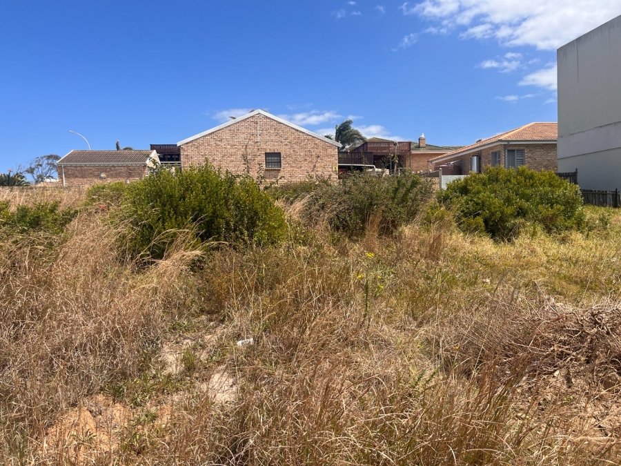  Bedroom Property for Sale in Wavecrest Eastern Cape